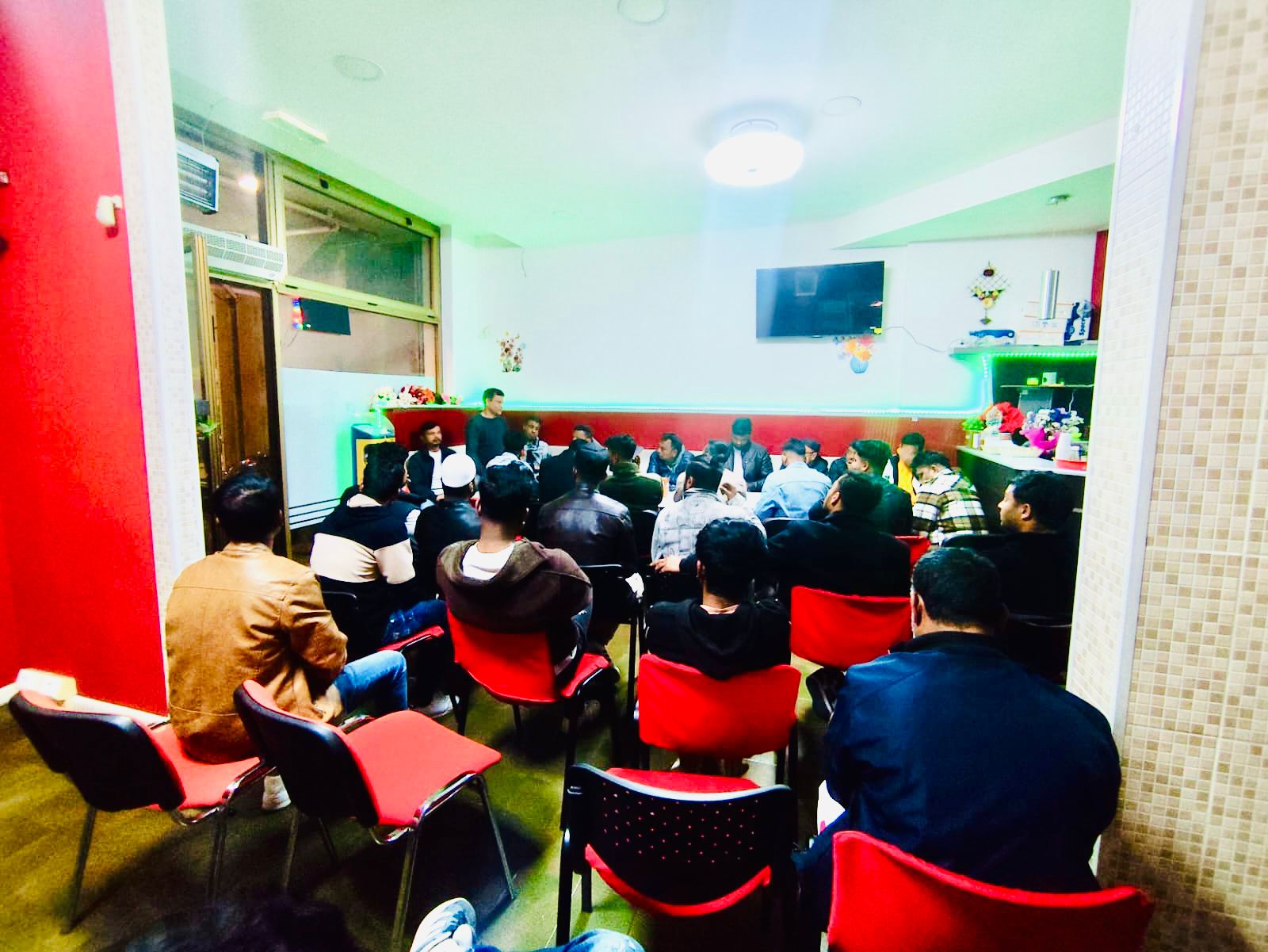 Youth Dal Holds Discussion Meeting in Monfalcone, Italy